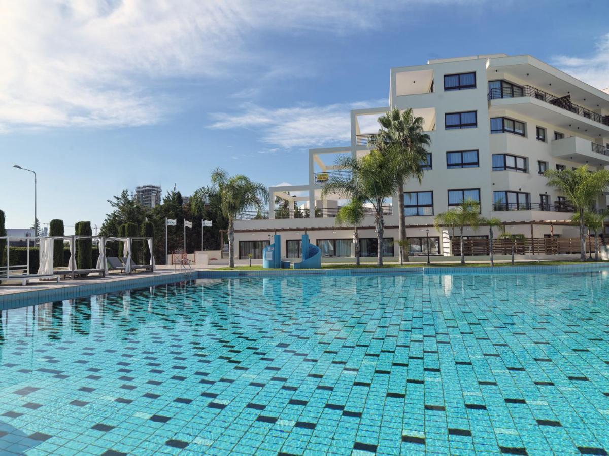 Zavos Aqua Park Vacation Club Lejlighed Limassol Eksteriør billede